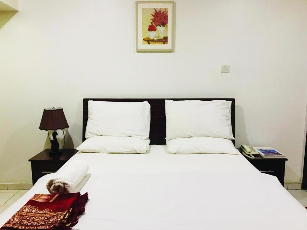Hala Hotels Apartments Sharjah Buitenkant foto