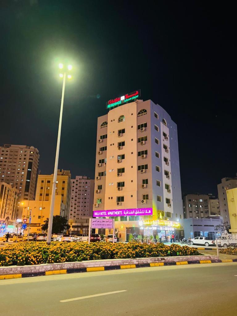 Hala Hotels Apartments Sharjah Buitenkant foto