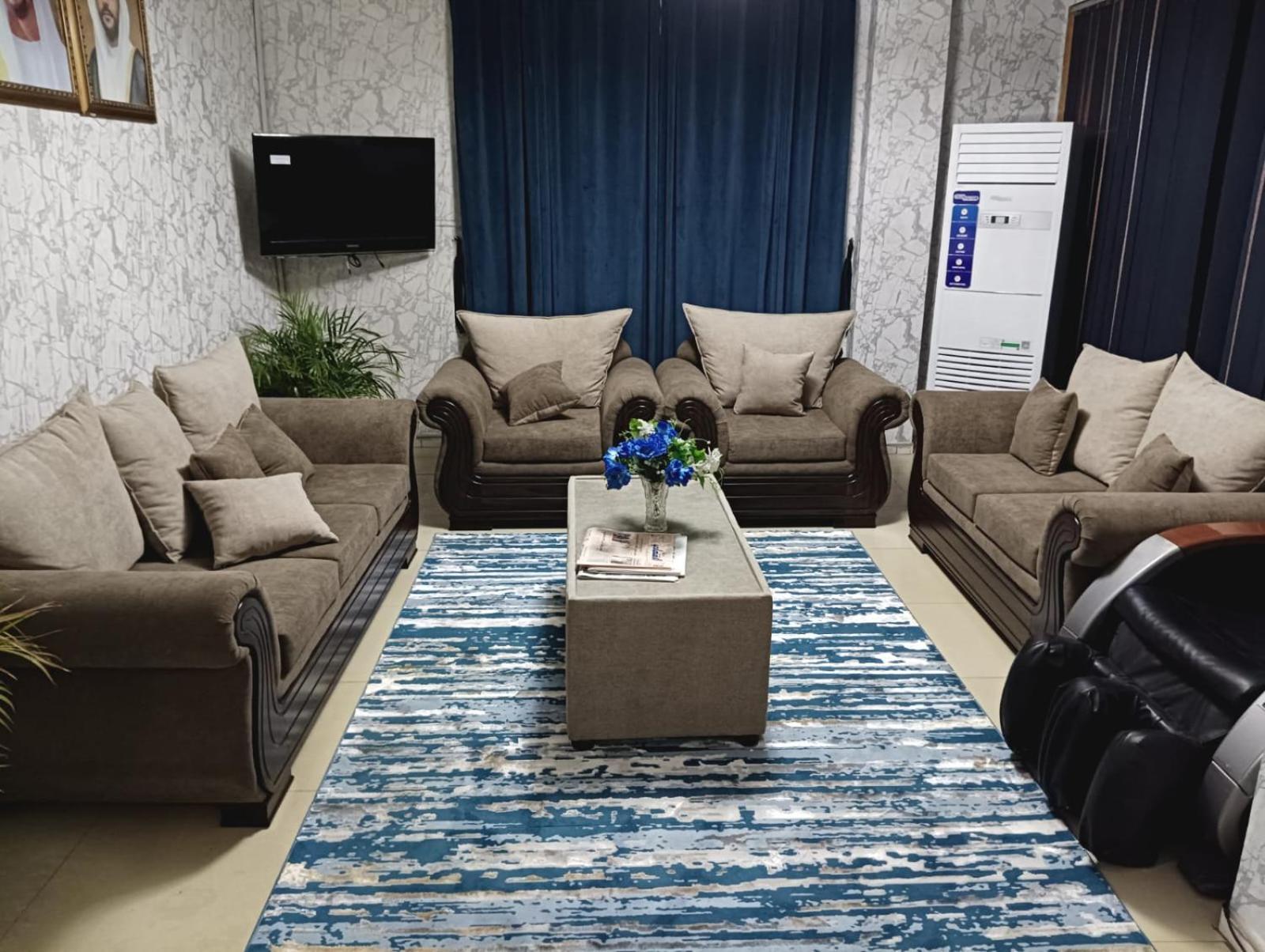 Hala Hotels Apartments Sharjah Buitenkant foto