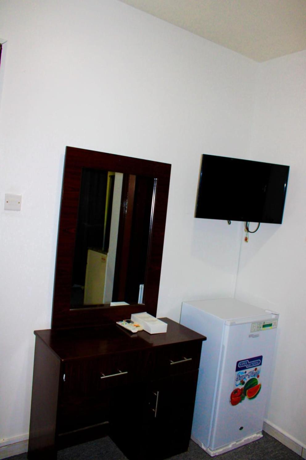 Hala Hotels Apartments Sharjah Buitenkant foto